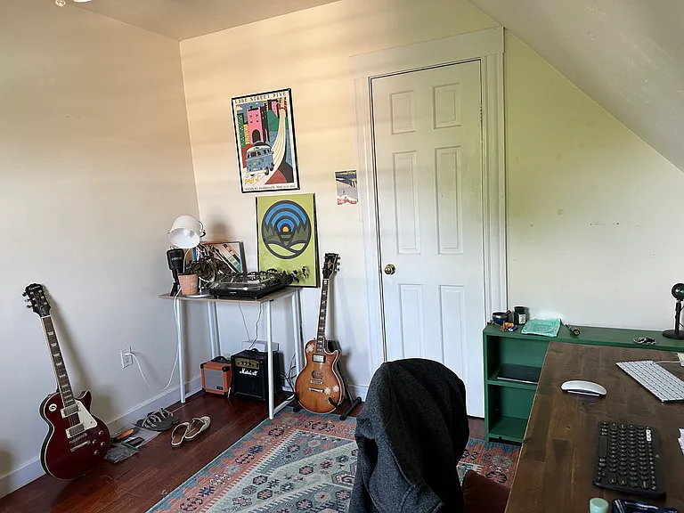 15-17 Etna St #15 — Photo 12