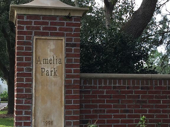 2nd image of 1568 Park Ln