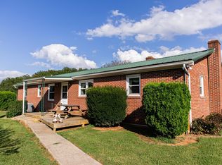 991 Wilburn Valley Rd, Pearisburg, VA 24134