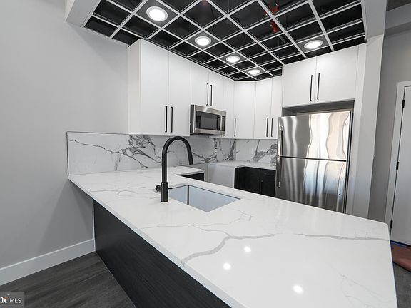 2nd image of 3460 J St #503