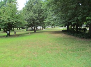 100 Silverleaf St, Exeter, MO 65647