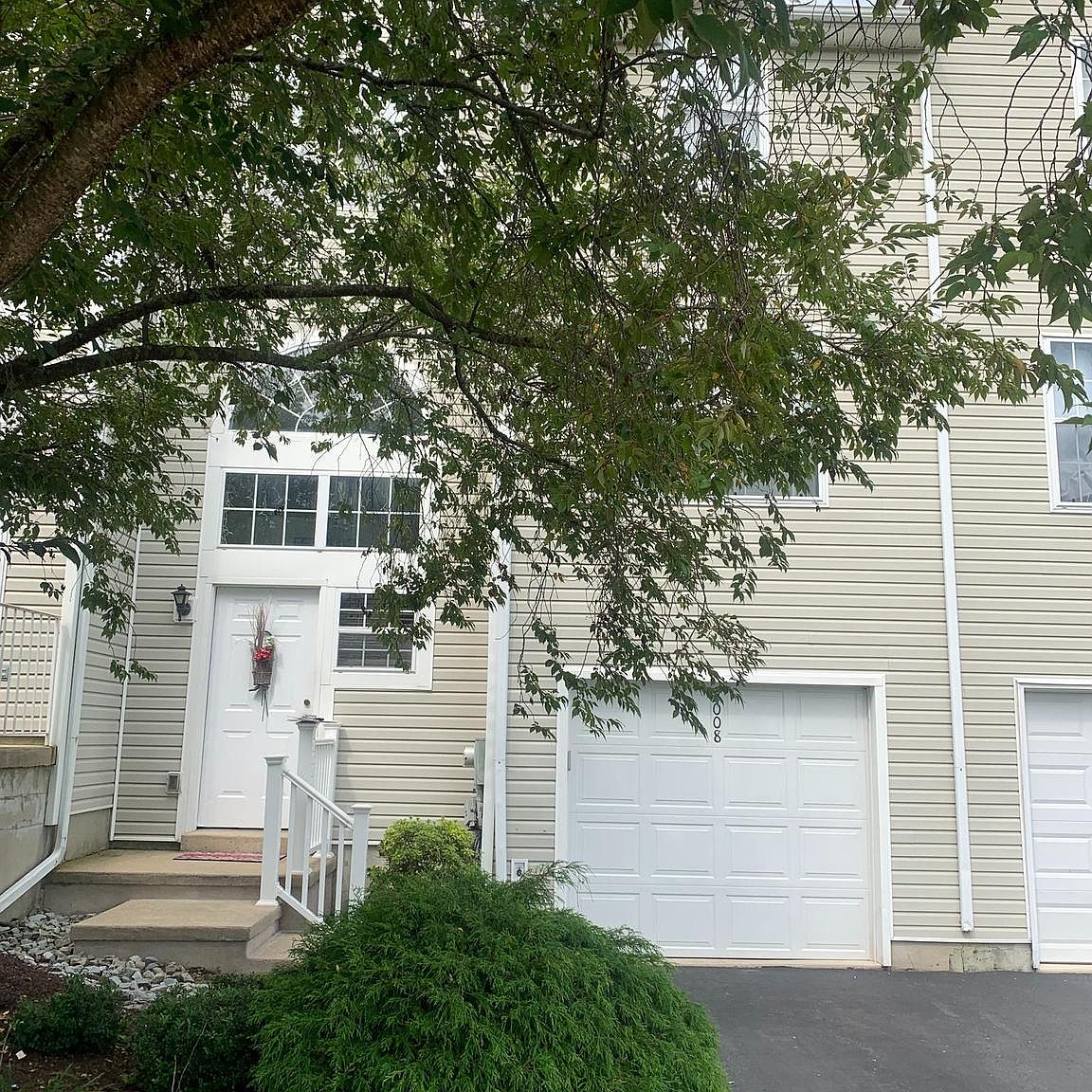 2008 Daybreak Cir, Harrisburg, PA 17110 Zillow