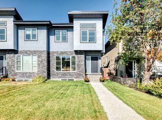 226 S 21st Ave NE, Calgary, AB T2E 1S4