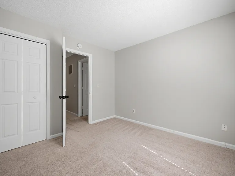 944 Gas Light Ln #1 — Photo 14