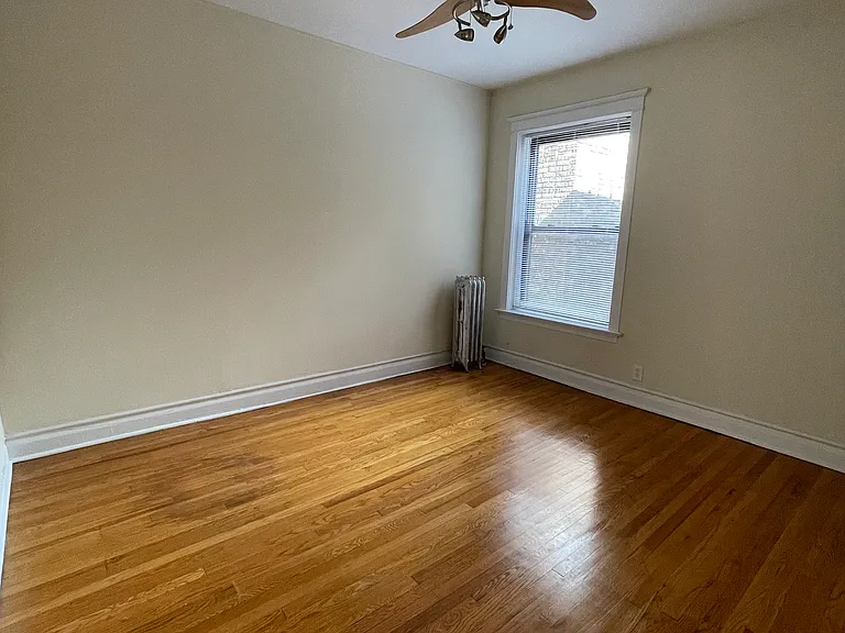 5635 N Wayne Ave #2 — Photo 4