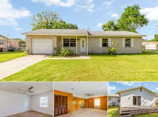 208 Connie Lee Ct, Lakeland, FL 33809