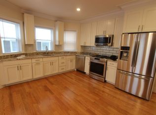 65 Newton St #2, Somerville, MA 02143