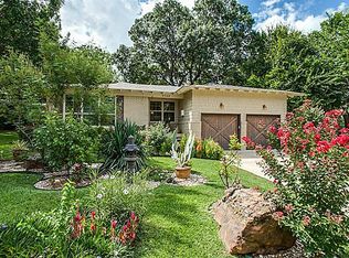 9730 Bluff Dale Dr, Dallas, TX 75218