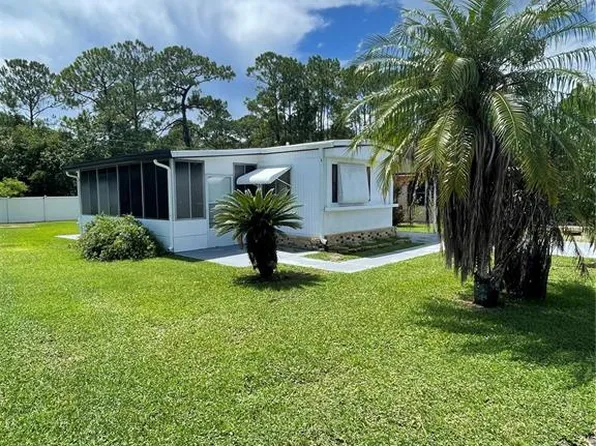 928 Blue Heron Blvd, Osteen, FL 32764