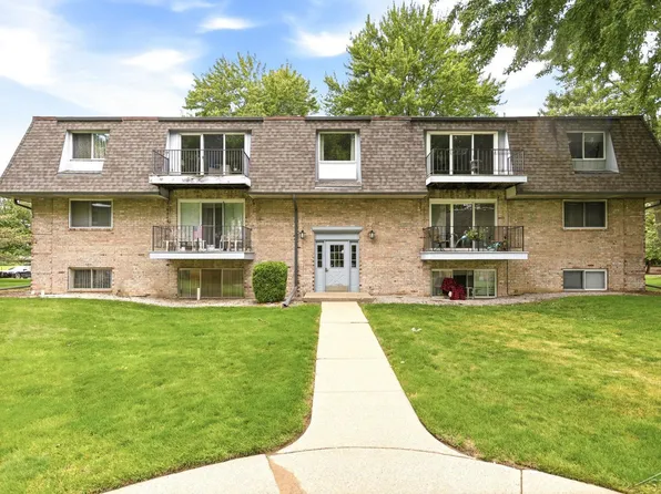 203 Provincial Ct, Saginaw, MI 48638