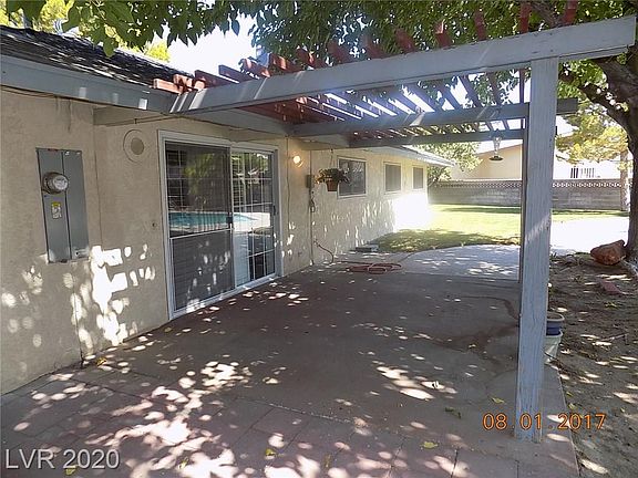 3rd image of 4425 Thompson Cir
