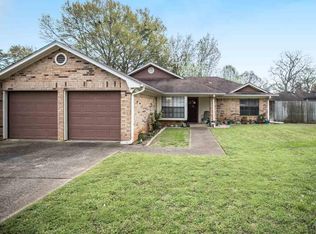 1104 Cyndi St, Whitehouse, TX 75791