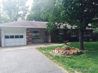 19321 State Highway 100 N, Fieldon, IL 62031