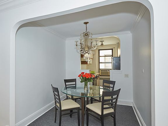 3rd image of 350 E 77th St APT 1N
