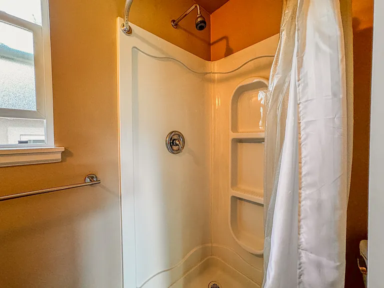 2122 Jackson St #C — Photo 10