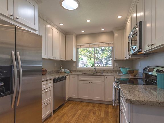 5th image of 4880 Leigh Ave