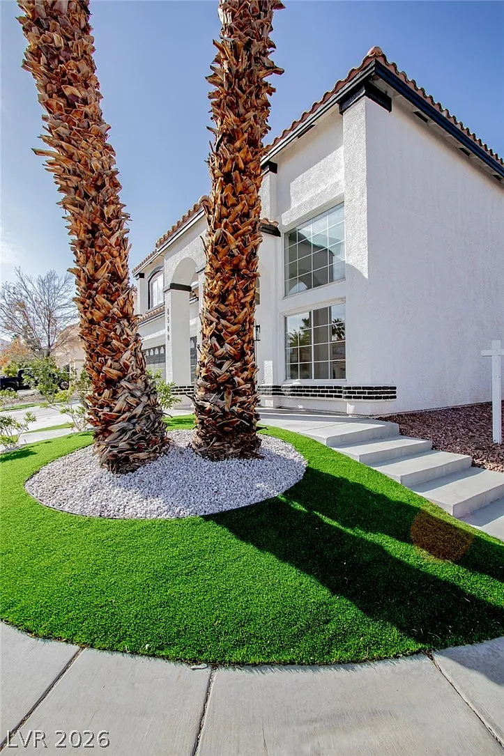 5 bed, 3.0 bath, 3007 sqft, $4,250 — Photo 3