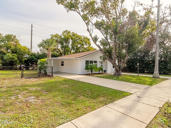 5th image of 119 Cambridge Dr