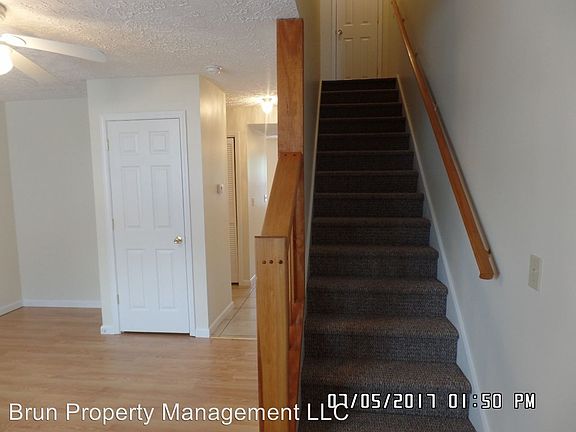 5th image of 3653 Starview Way