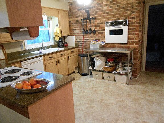 5th image of 187 Berry Mountain Dr