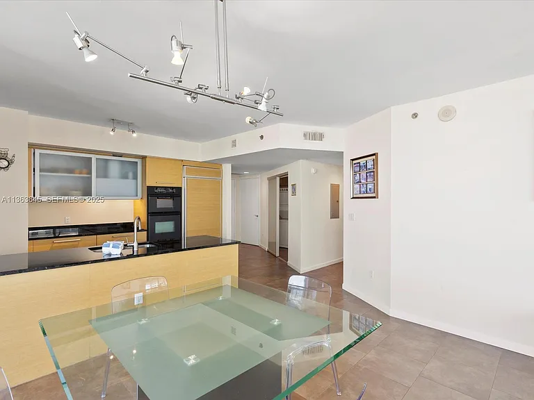 1830 S Ocean Dr #1806 — Photo 18