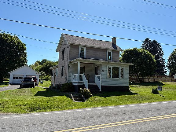 3rd image of 2749 Union St