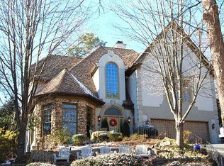 988 Mason Woods Dr NE, Atlanta, GA 30329