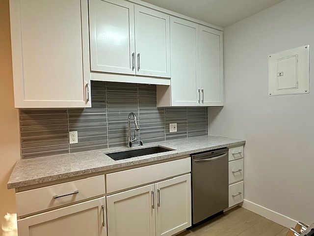 1st image of 1818 Corinth Ave APT 3