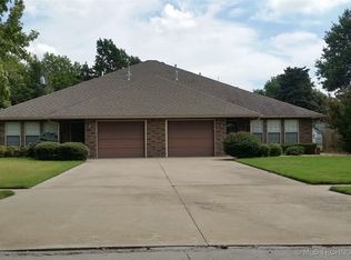 121 S Vann St #123, Pryor, OK 74361