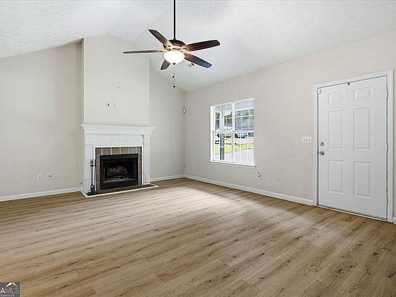 4th image of 170 Sable Cir