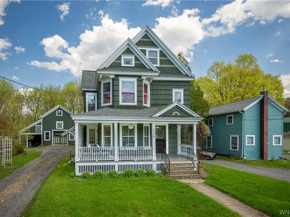4478 South St, De Witt, NY 13214