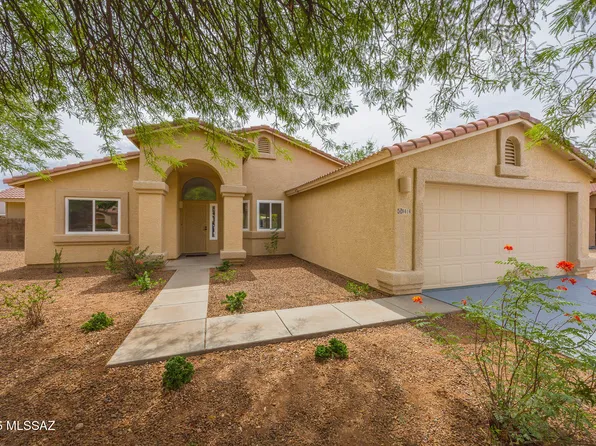 8616 E Esselmont Dr, Tucson, AZ 85747