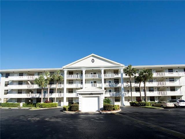 1st image of 1717 Whitehall Dr #2A