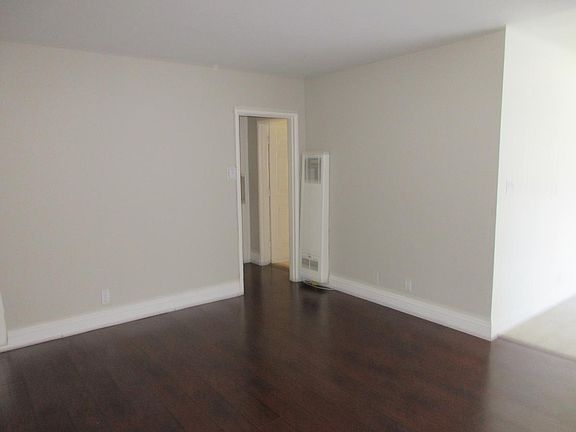 2nd image of 1501 E 4th St