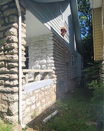 3rd image of 2950 Lockridge St