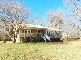 3575 Deerhunter Ln, Tobaccoville, NC 27050