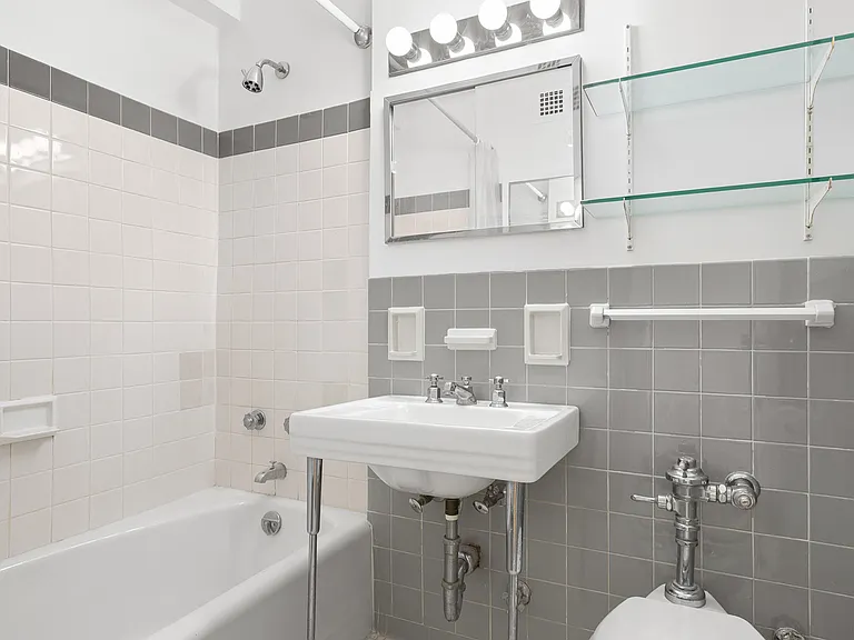 230 E 79th St #5A — Photo 7