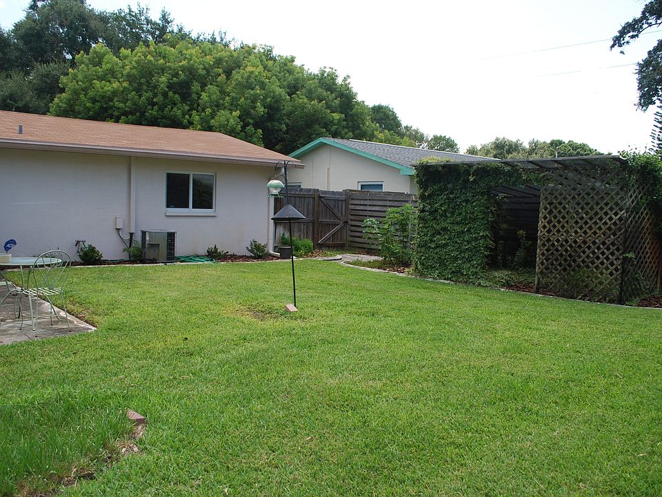 1st image of 926 Victor Herbert Dr