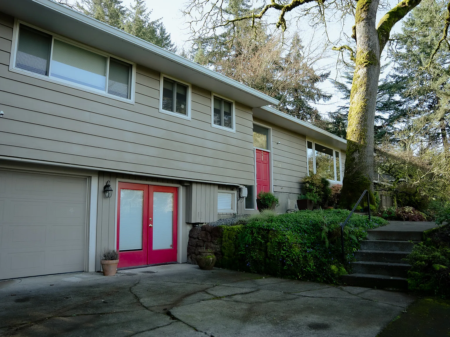 9429 SW 62nd Dr — Photo 2