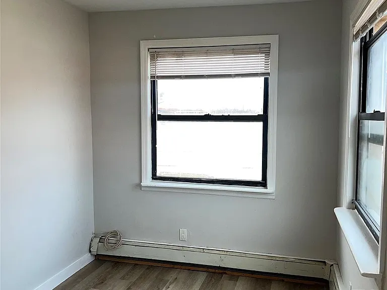 299 E 3rd St #2 — Photo 4
