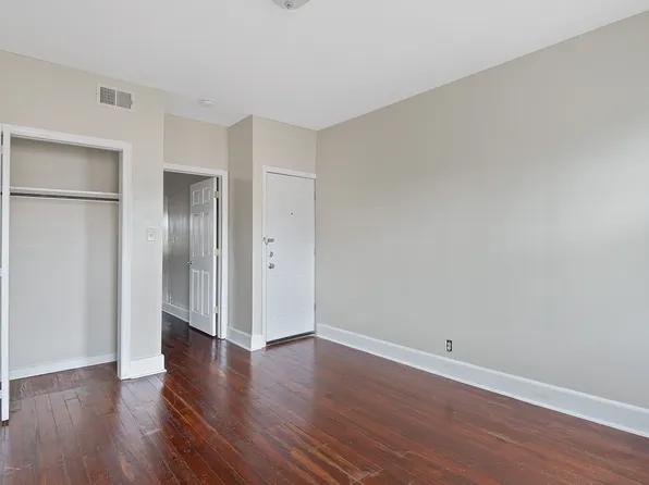 350 7th Street image 8 of 10