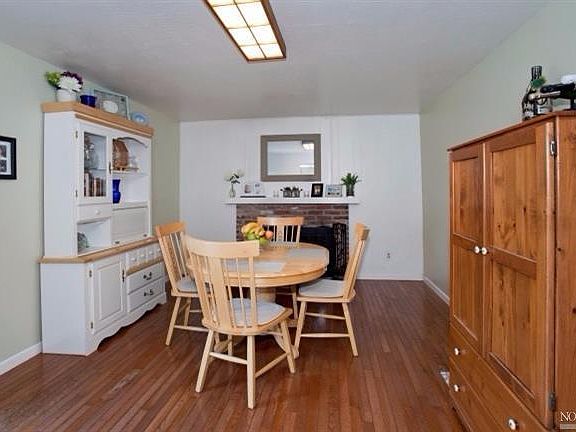 5th image of 22 Eastside Cir