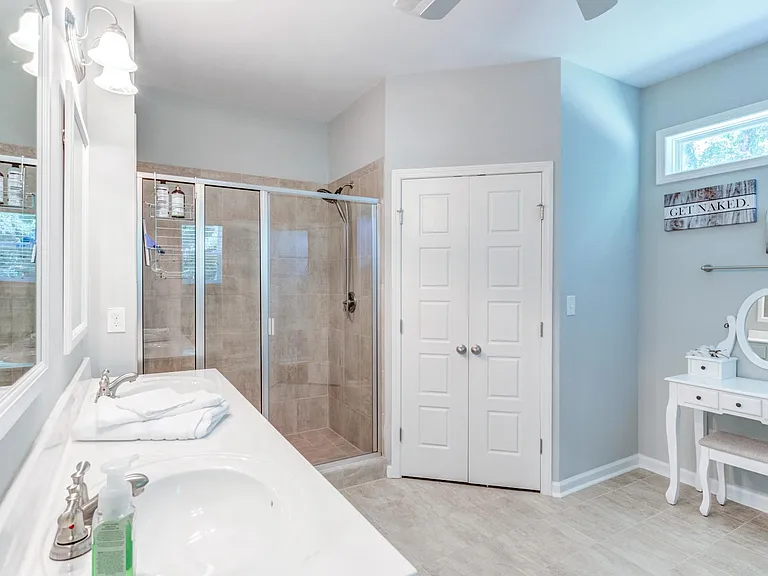 196 Highmeadow Ln — Photo 23