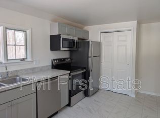 32 Deer Run Dr, Newark, DE 19702