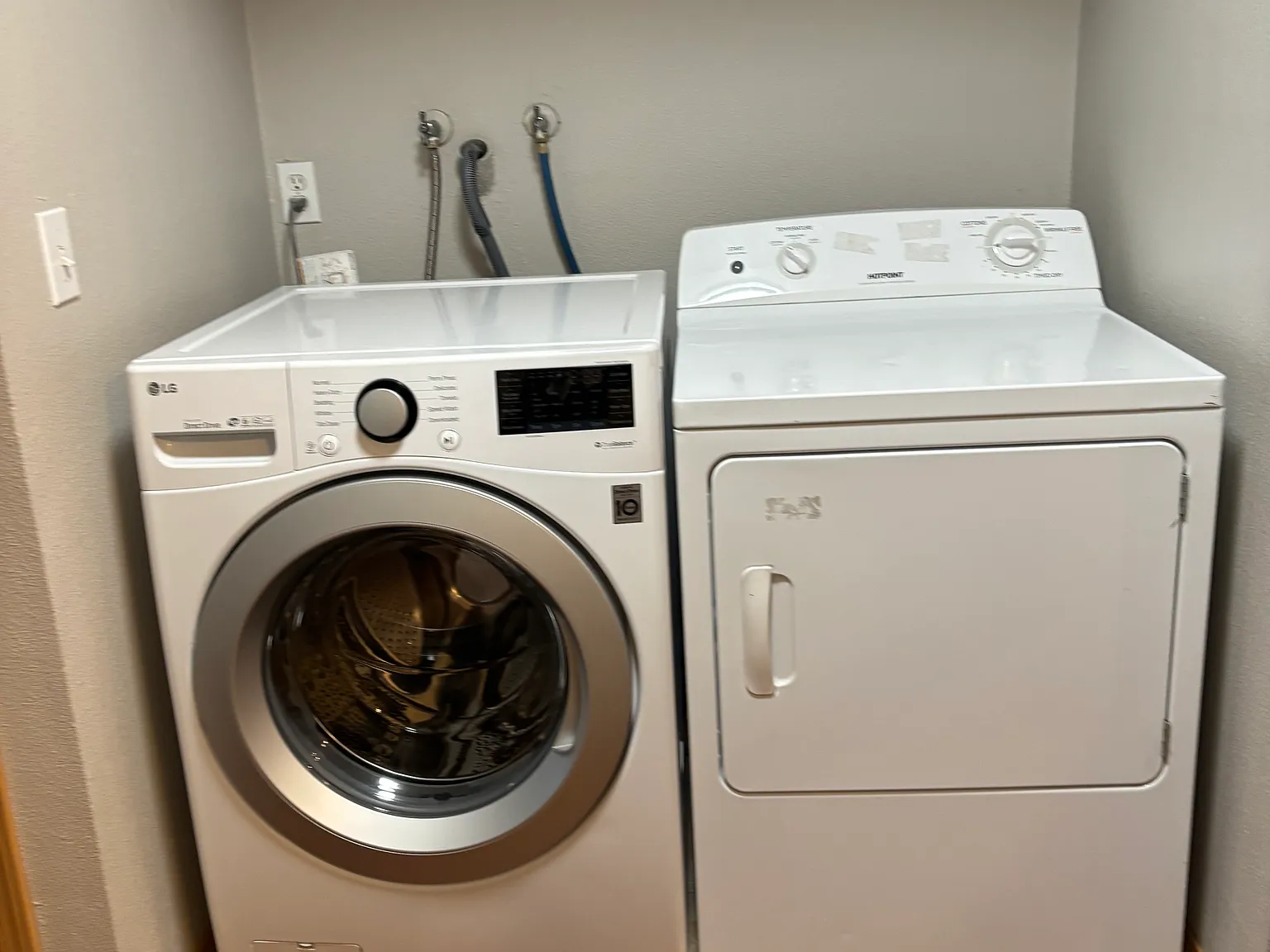 Elk Run Apartments — Photo 2