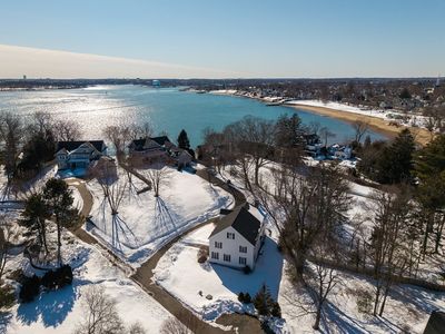 3 Elm Top Ln, Beverly, MA, 01915