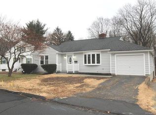 5 1st Street Ext, Danbury, CT 06810