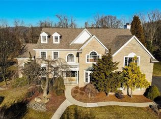 2064 Quail Ct, Bethlehem, PA