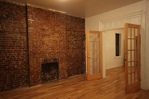 Rented by Nooklyn NYC LLC | media 31