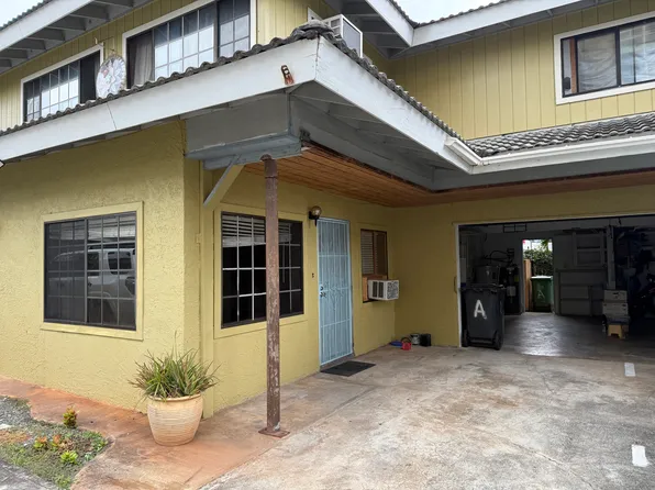 900 Ala Nanala St APT A, Honolulu, HI 96818
